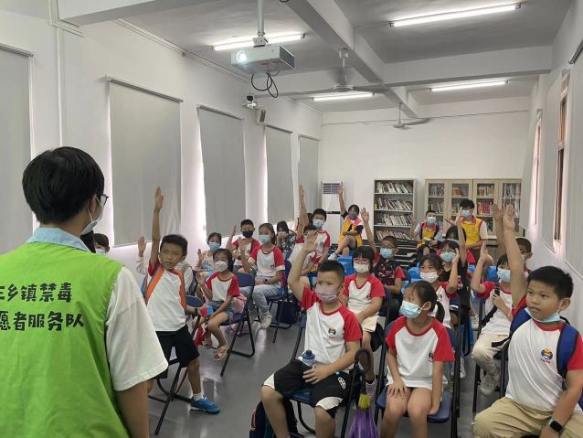 三鄉(xiāng)鎮(zhèn)開展“無毒暑期，健康同行”禁毒宣傳活動圖片4.jpg