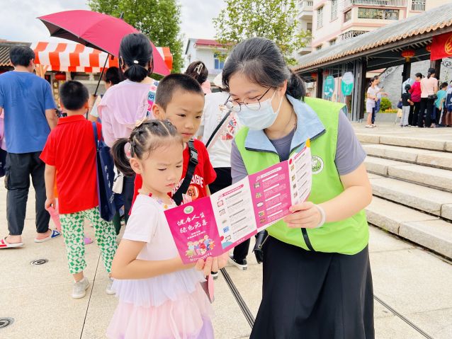三鄉(xiāng)鎮(zhèn)開展“識毒防毒入民心，同心共建無毒墻”宣傳活動圖片5.JPG